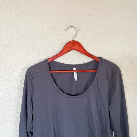 Fabletics Grey Teresa Tunic Athletic top - Picture 2 of 8